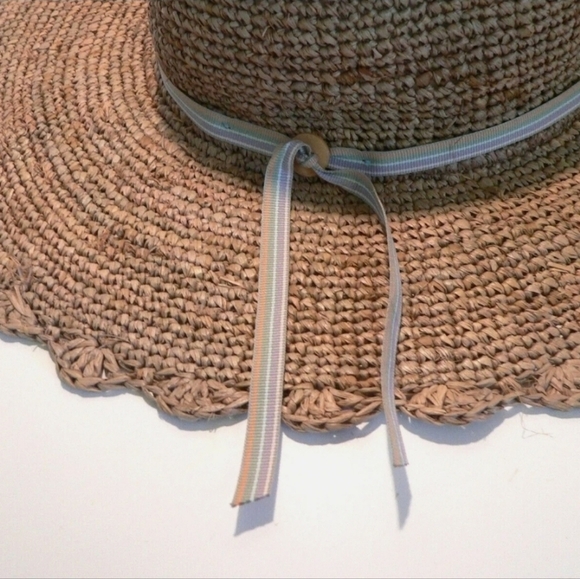 Liz Claiborne Floppy Sun Hat with Ribbon and Wooden Bead Raffia Crochet Straw - Picture 3 of 8